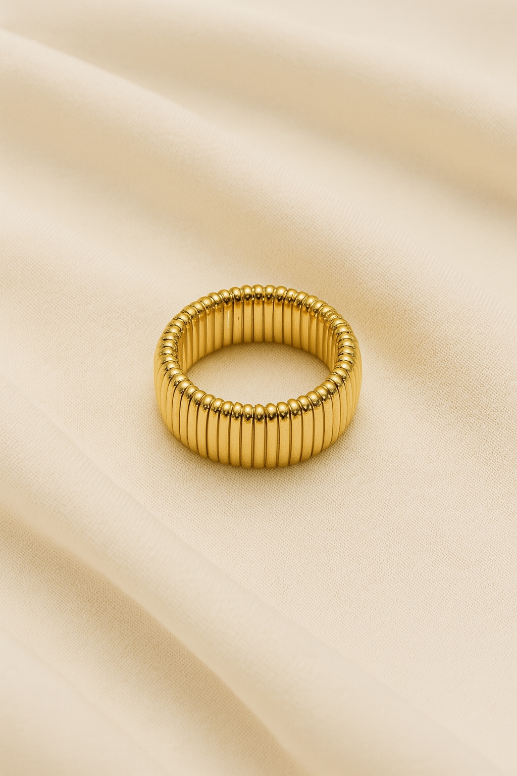 Aurora twist ring