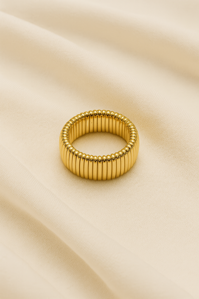 Aurora twist ring