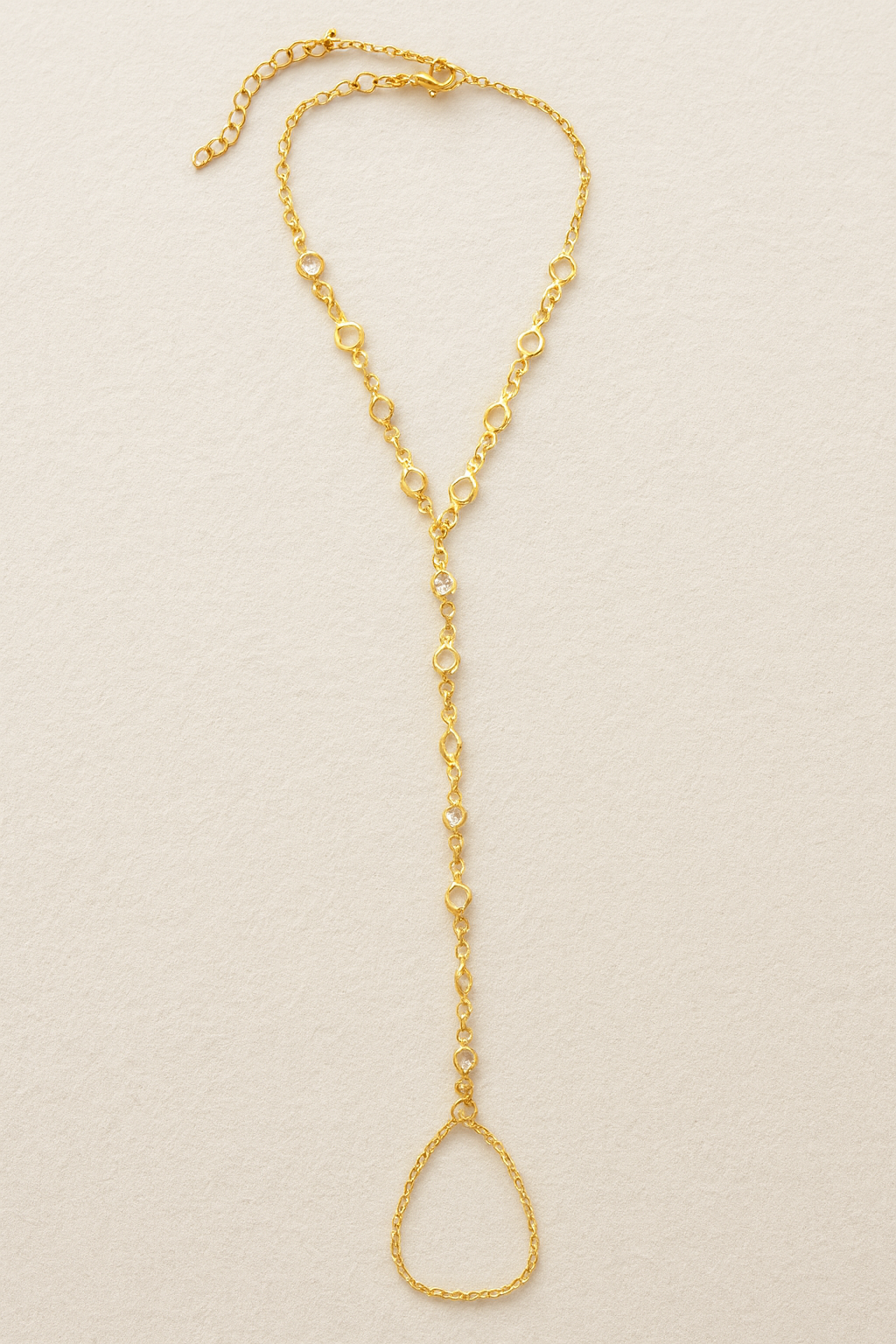 Yara hand chain