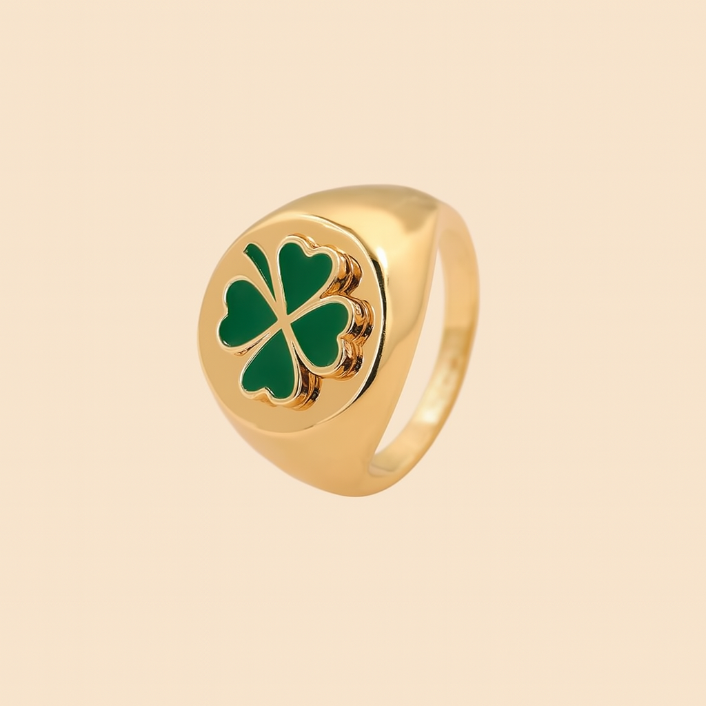 Clover Ring