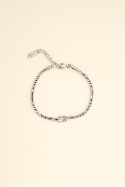 The Knot Bracelet